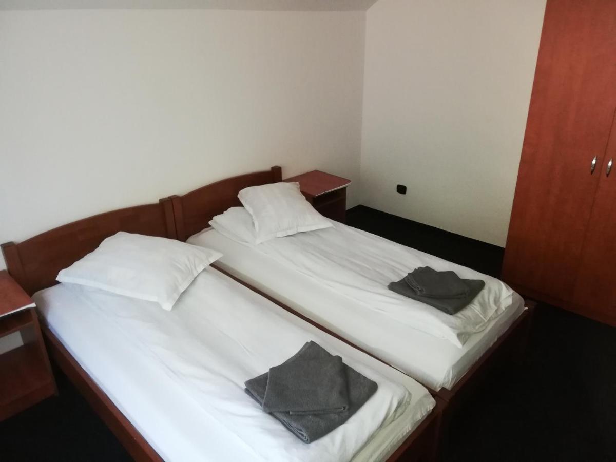 Hotel Cabana Cascada Cailor Borşa Zimmer foto